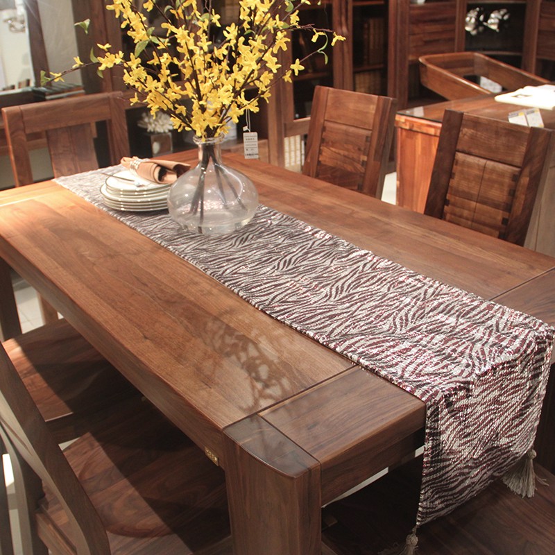 南洋胡氏维蓝国际纯实木黑胡桃8701餐桌